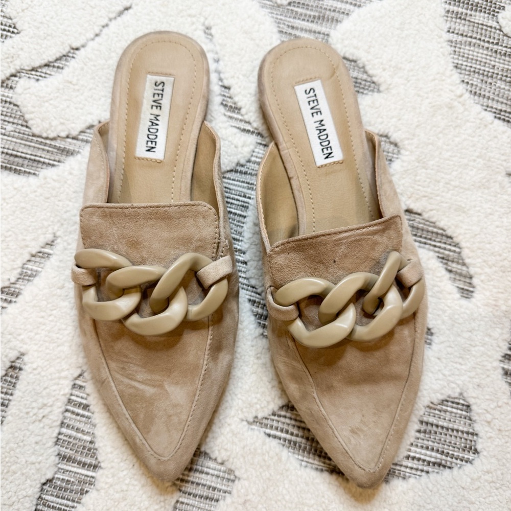 Steve Madden Women's Tan Mules with Chain Detail